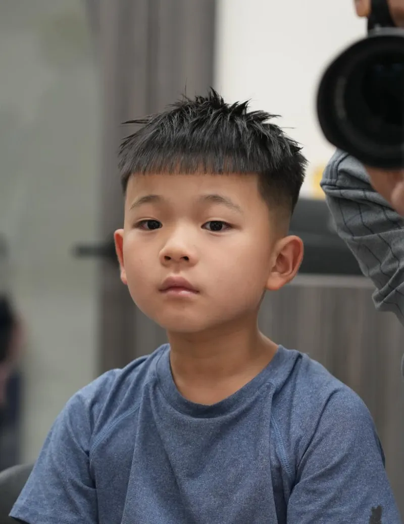 男童紋理短刺｜立體黑短清爽好整理｜繁豪｜TiAM 中壢延平店