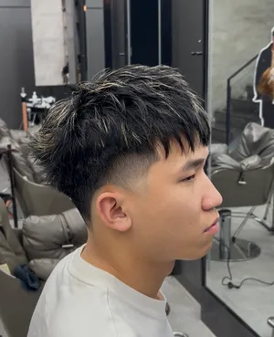 男生空氣感短燙｜自然黑蓬鬆紋理頭｜繁豪Fan｜TiAM 中壢延平店 2