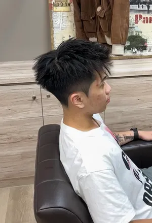 男生漂染歐美捲｜亮金挑染蓬鬆短髮｜繁豪Fan｜TiAM 中壢延平店 5