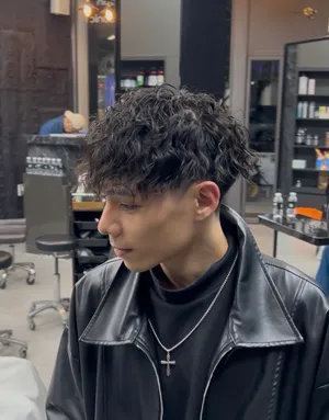男生漂染歐美捲｜亮金挑染蓬鬆短髮｜繁豪Fan｜TiAM 中壢延平店 13