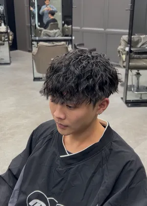 男生漂染歐美捲｜亮金挑染蓬鬆短髮｜繁豪Fan｜TiAM 中壢延平店 27
