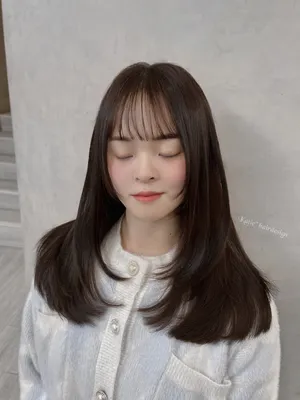 韓系氧氣瀏海長髮｜深棕內彎修顏直髮｜Katie 凱蒂｜TiAM 中壢中平店 1
