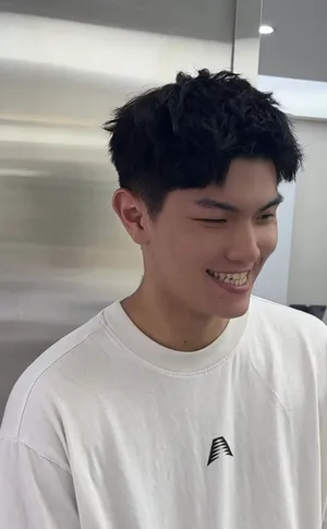 男生韓式燙短髮｜自然捲度蓬鬆造型｜Vida你的髮型小教母｜TiAM 中壢中正店 1