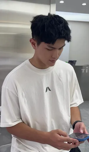 男生韓式燙短髮｜自然捲度蓬鬆造型｜Vida你的髮型小教母｜TiAM 中壢中正店 2
