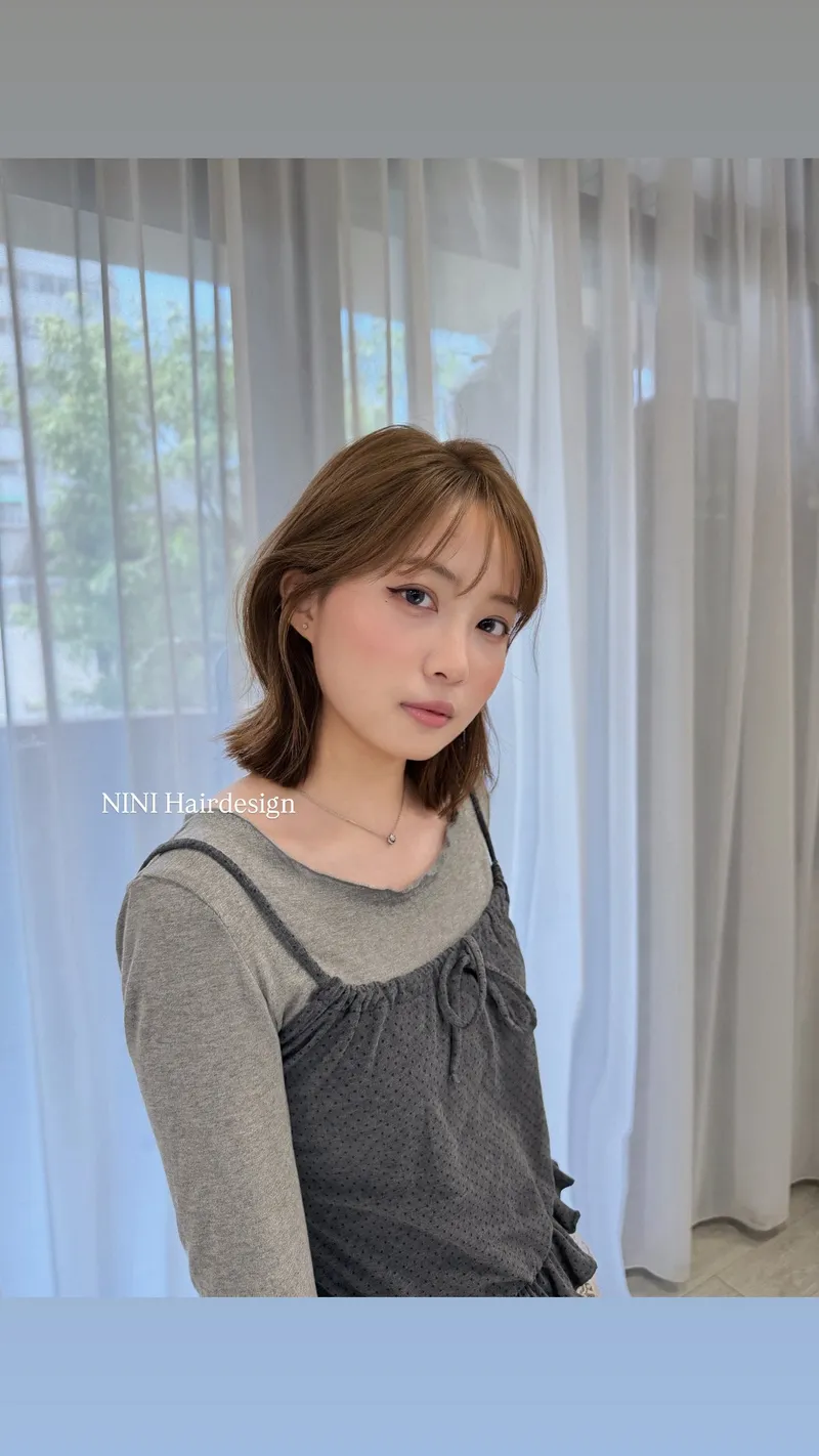 奶茶淺棕外翻｜及肩C字瀏海鎖骨髮｜Nini｜TiAM 中壢中平店