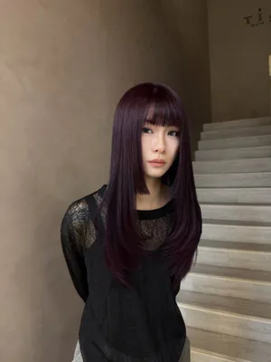 酒紅特殊色長直髮｜修顏瀏海質感染女生｜Nini｜TiAM 中壢中平店 1