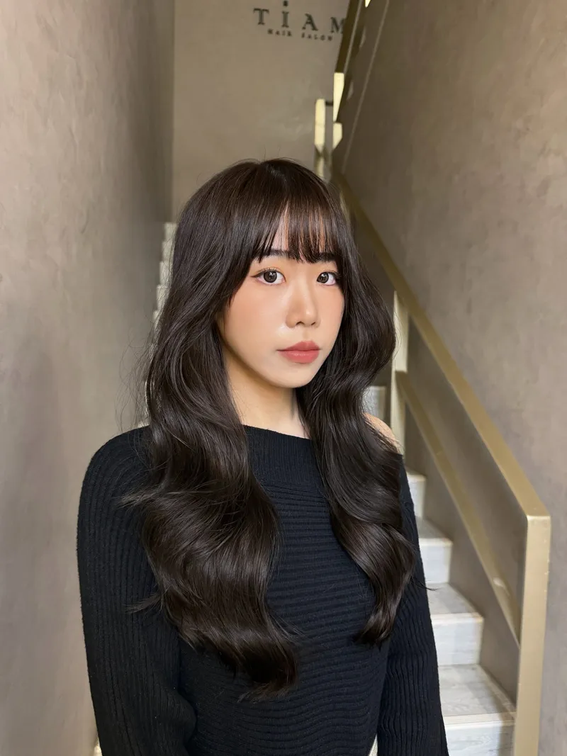 黑髮大波浪｜修顏瀏海浪漫長髮女｜Nini｜TiAM 中壢中平店