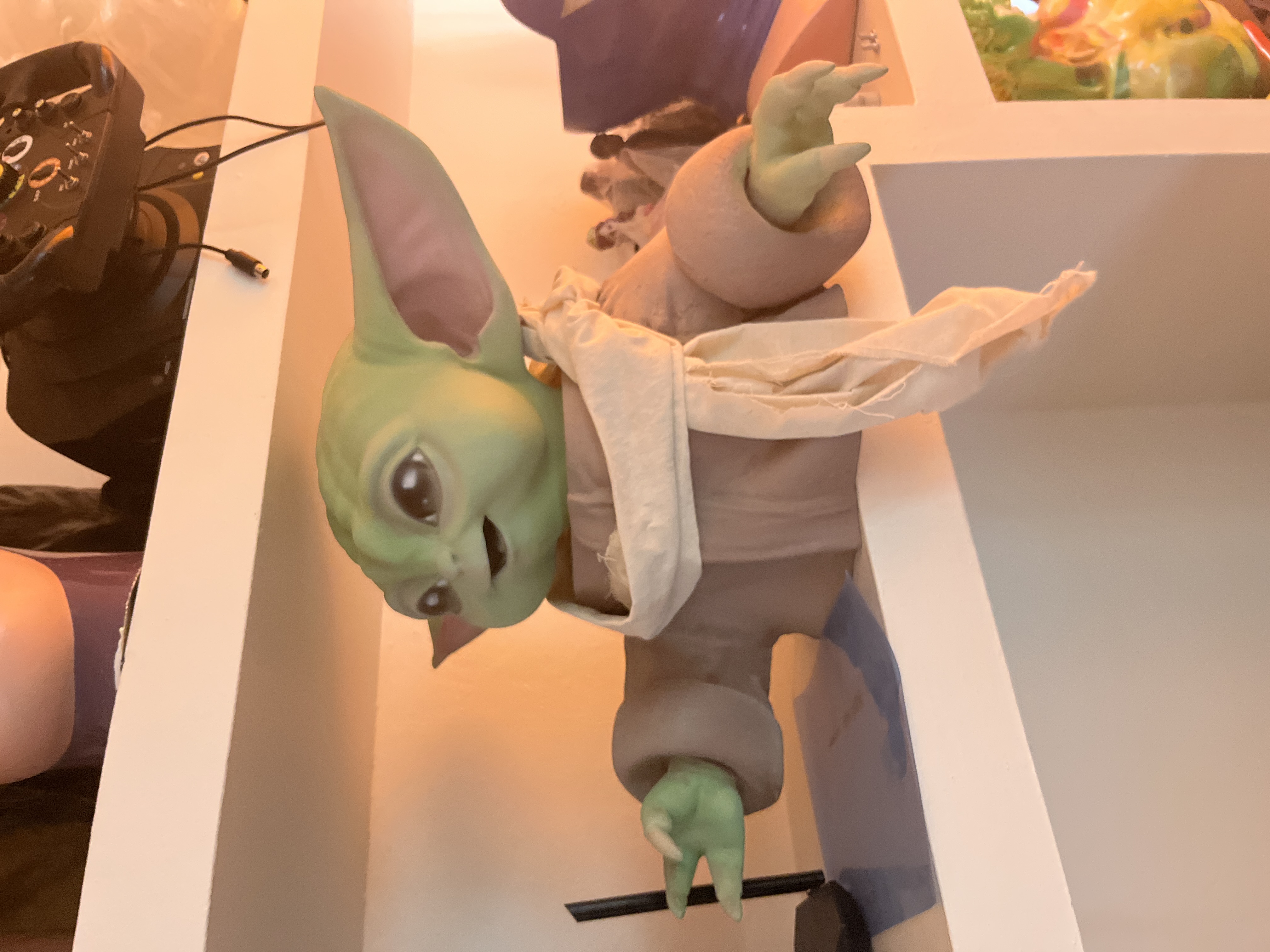 Figura de Baby Yoda tamaño grande