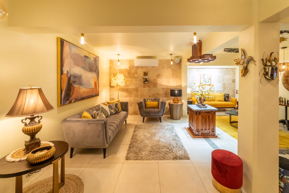 Seating area in lobby at Sibu Boutique Hotel in Monteverde