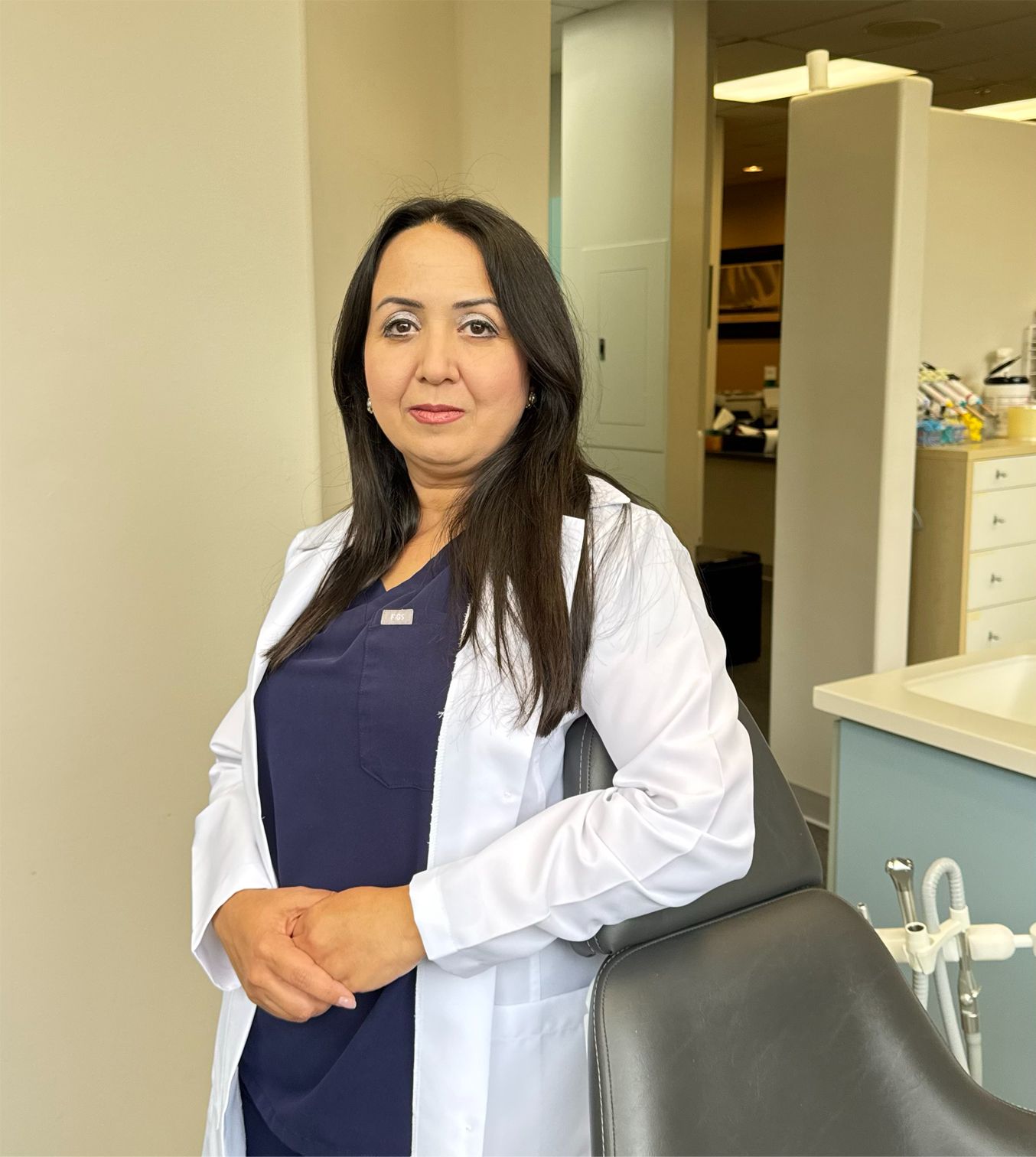 Dr. Berkdar, photo 1 of 2
