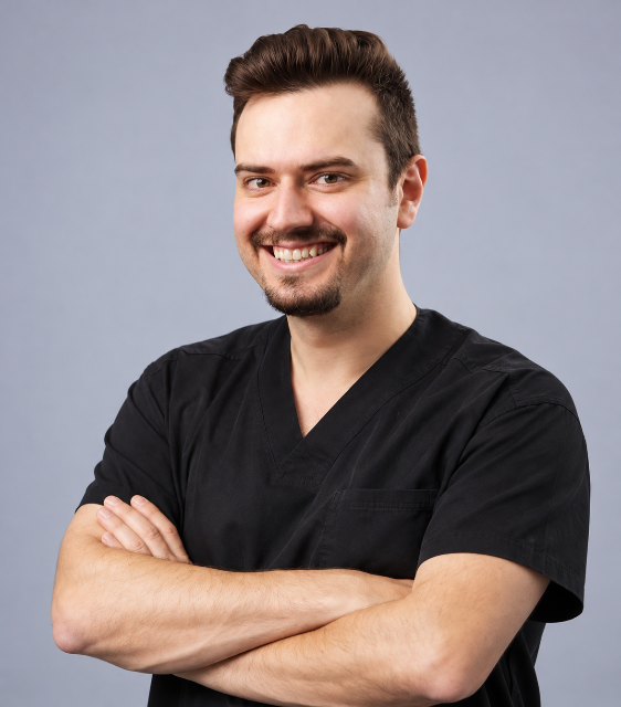 Dr. Mahan Alavi, photo 1 of 2 thumbnail
