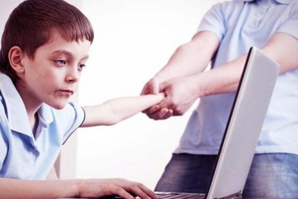 Tens of thousands of Londoners hooked on web porn and games