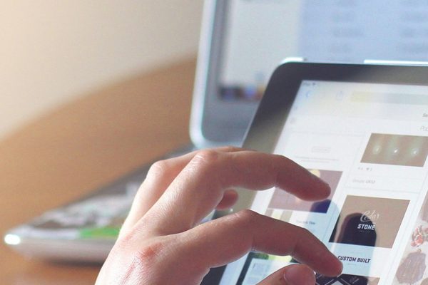 Online addiction: Why is it so hard to label it ?