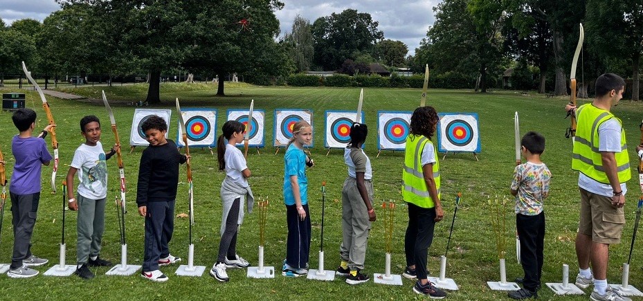 children having fun at the holiday programme