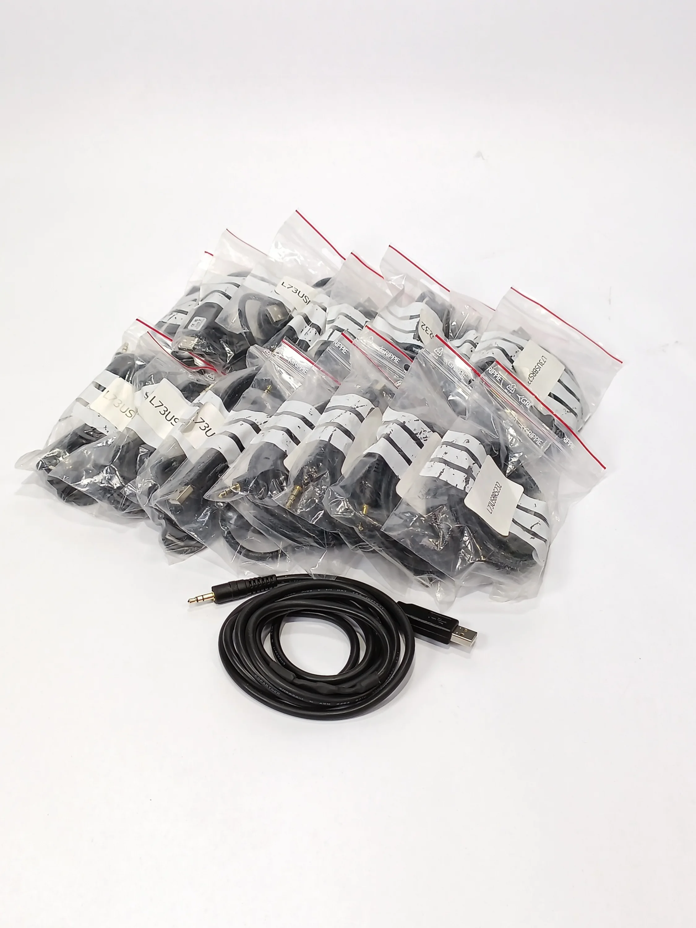 17x TTL-232R-3V3-AJ kabler