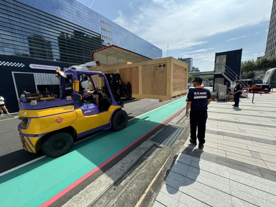 F1 紅牛表演賽 首圖