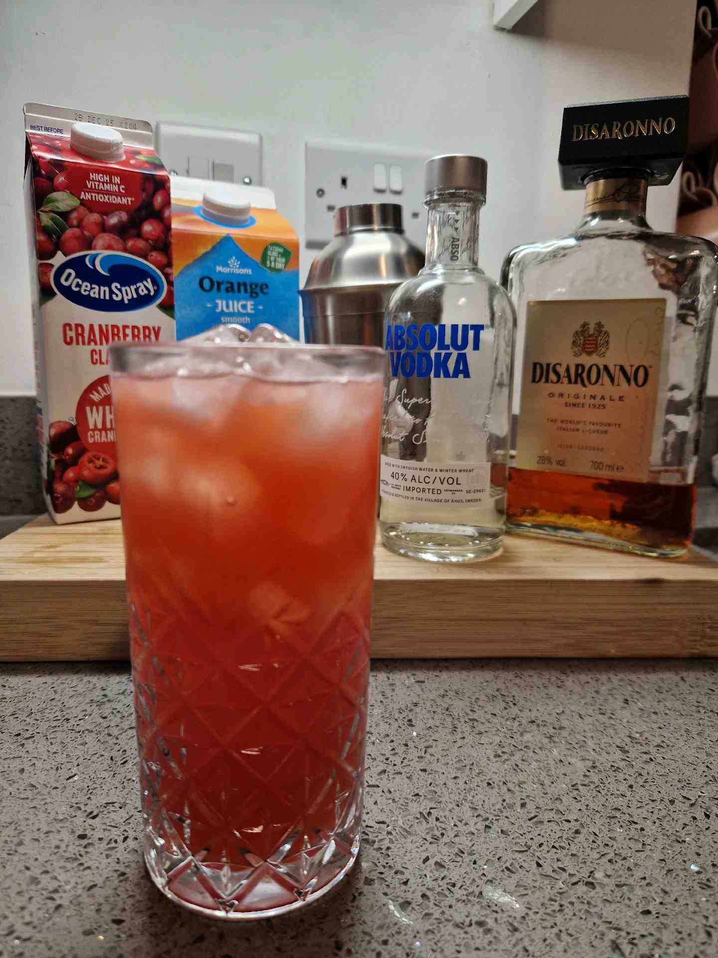 Community photo of a Amaretto-Cranberry Kiss cocktail: Lacks a certain something and not sure what !