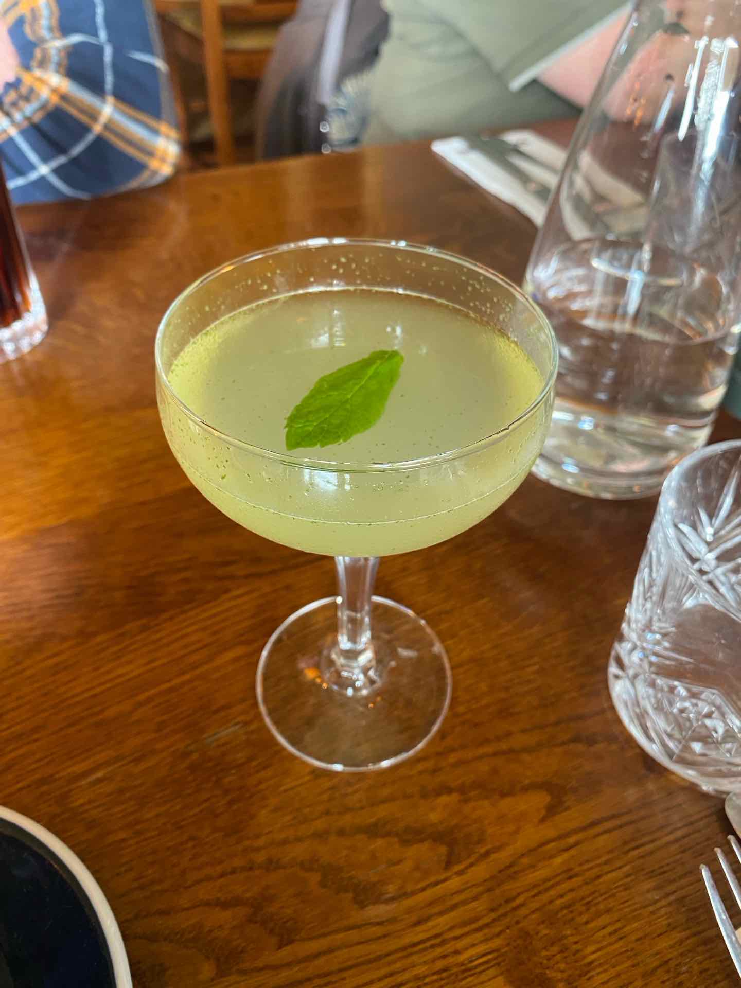 Community photo of a Southside cocktail: Very minty and refreshing! 🍃