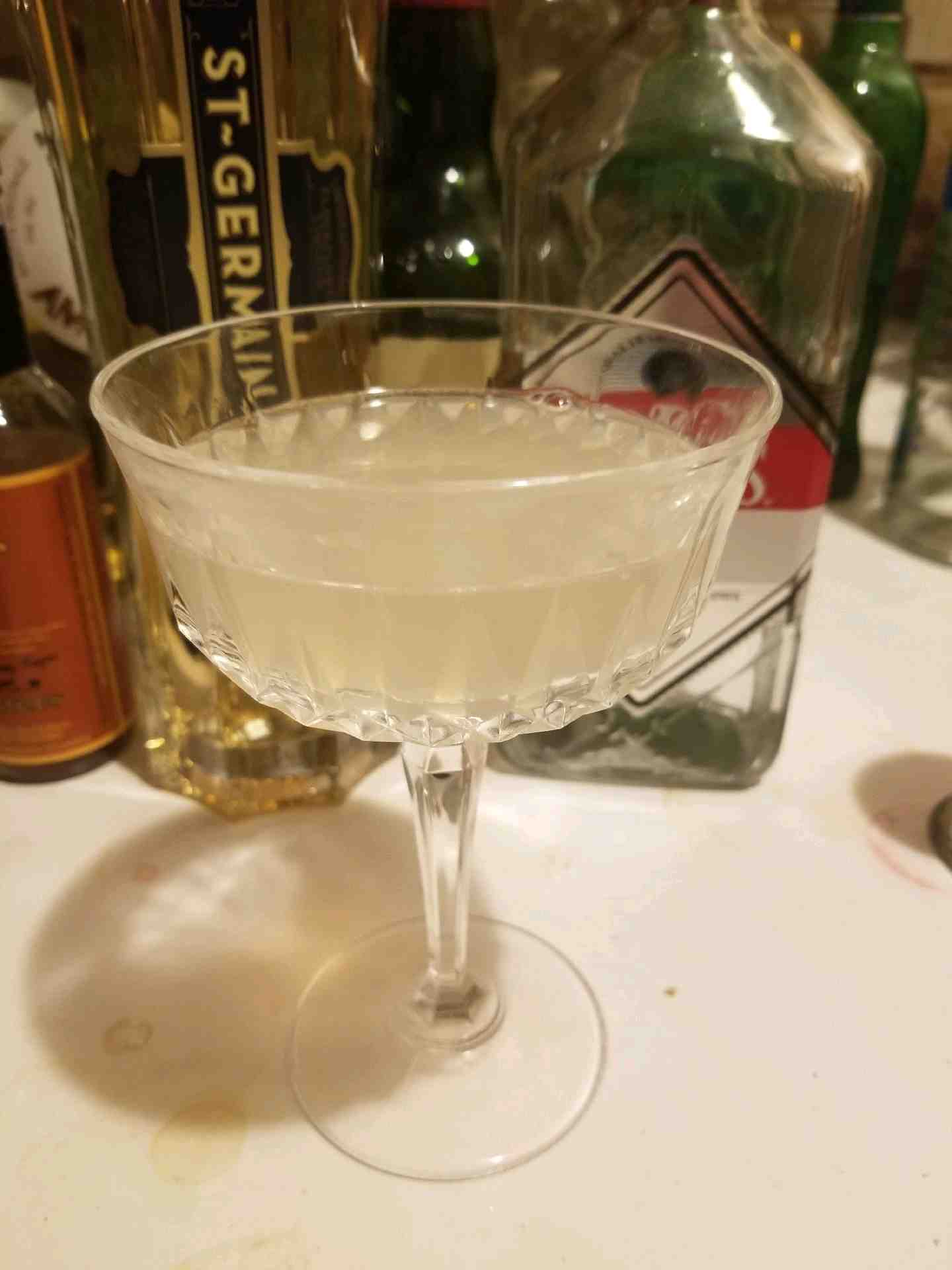 Community photo of a Elderflower Gimlet at Home
