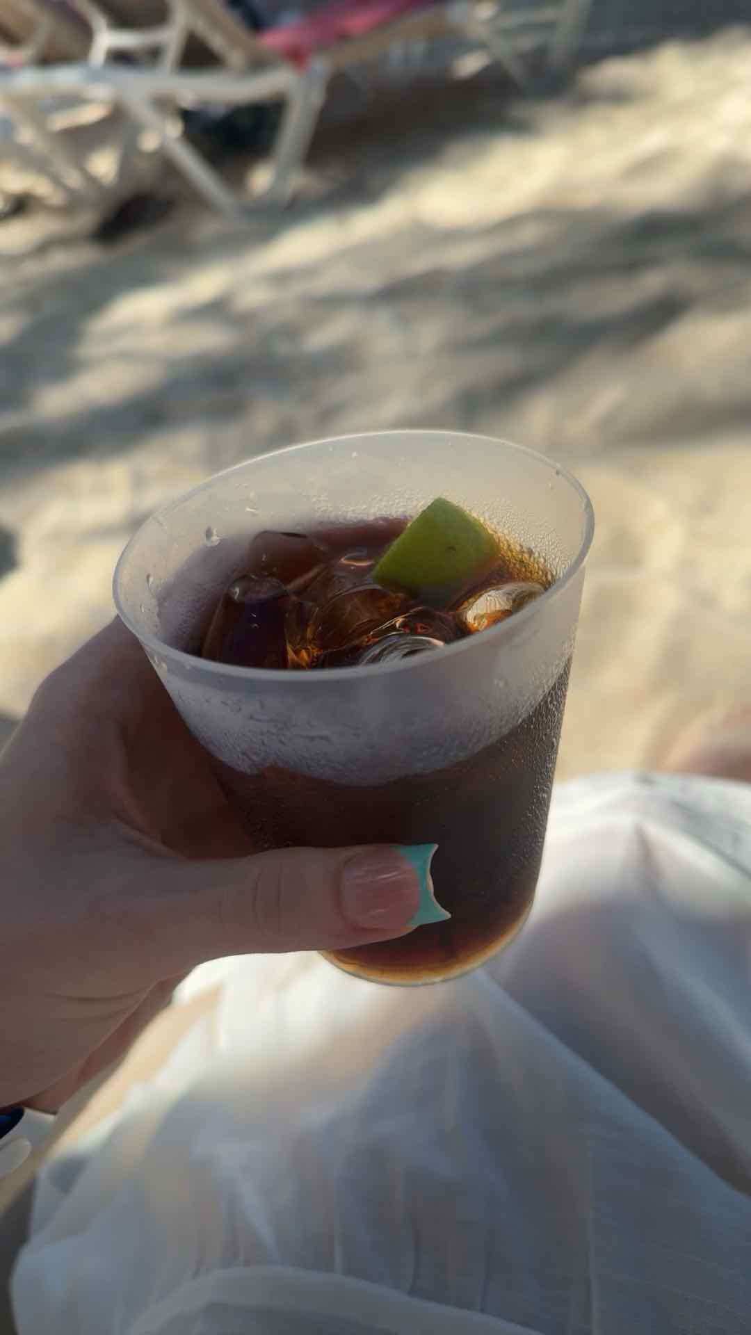 Community photo of a Rum & Coke cocktail