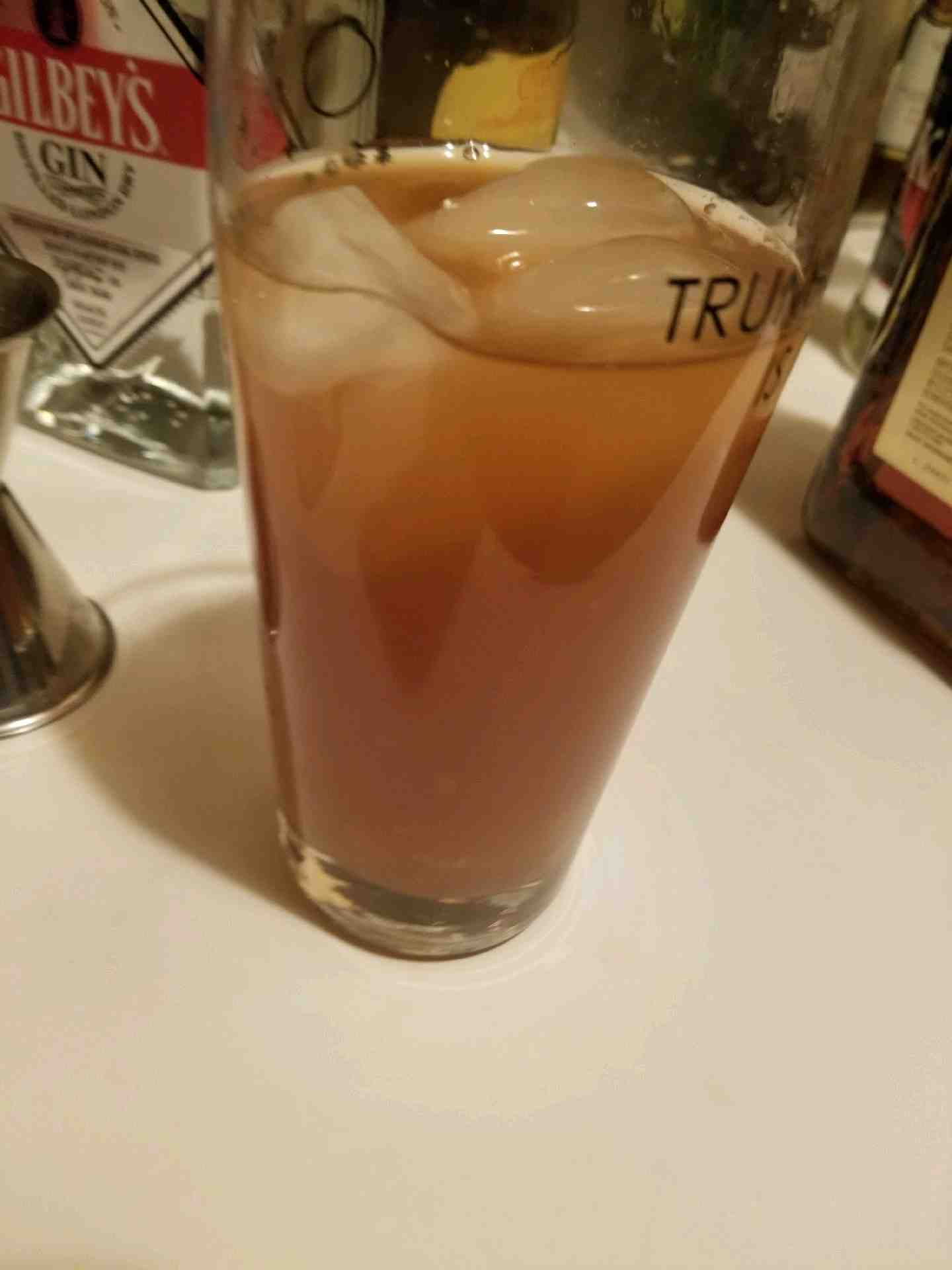 Community photo of a Amaretto-Cranberry Kiss at Home