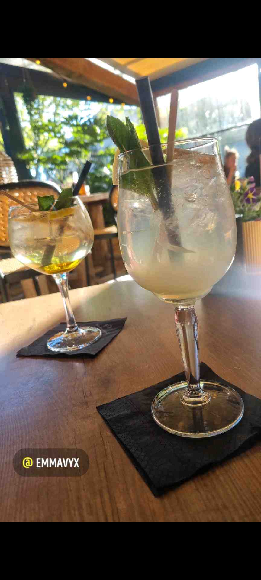 Community photo of a Limoncello Spritz cocktail: Minder lekker dan bij BIJ45, wel een lekkere cocktail. ~Ruysdael