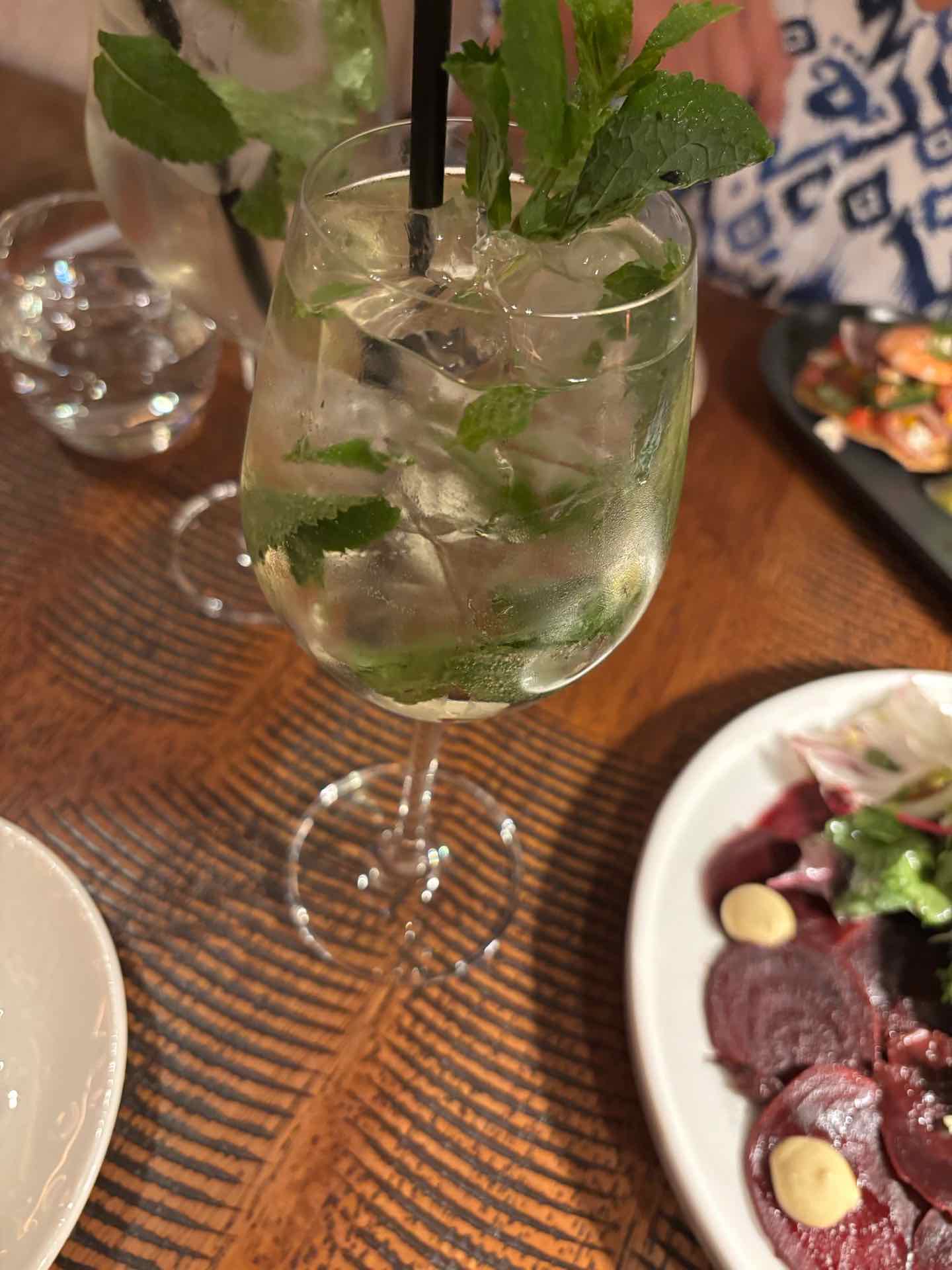 Community photo of a Hugo Spritz cocktail