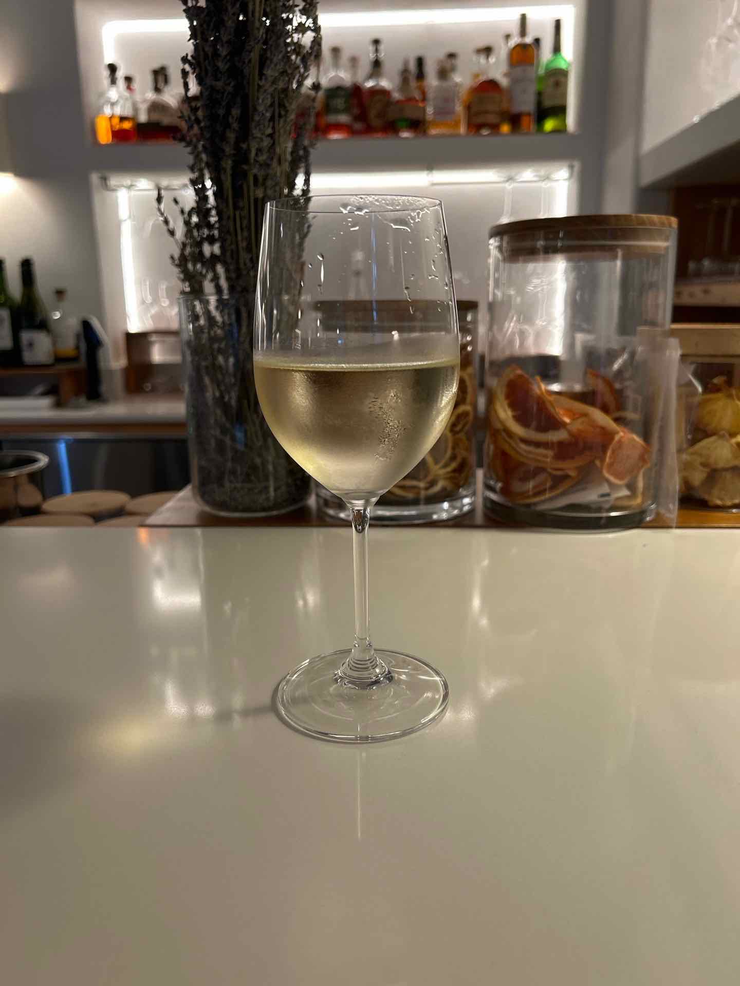 Community photo of a Arnaud & Alberic Lechat Fleur de Loire Sauvignon Blanc drink