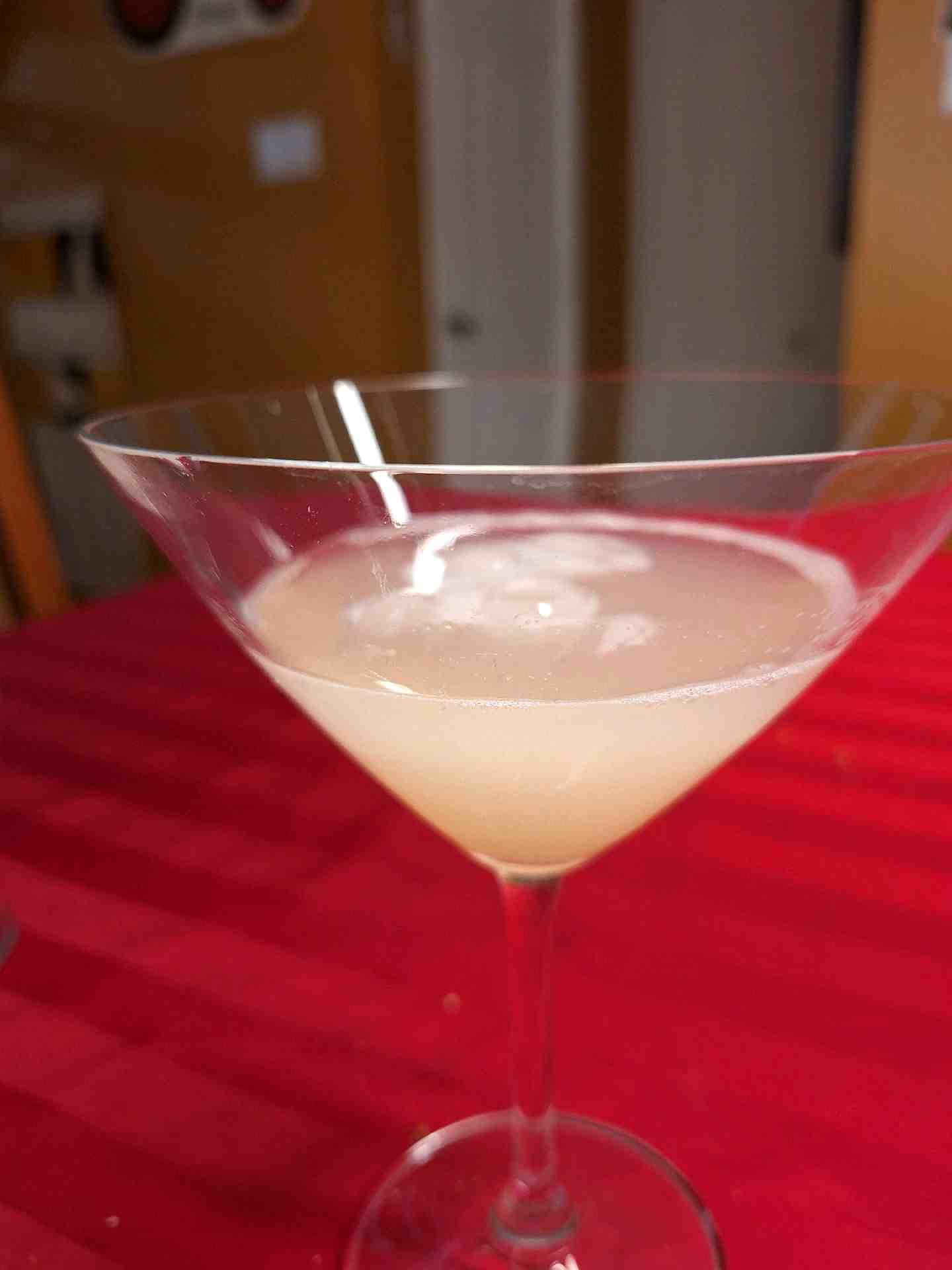 Community photo of a Elderflower Gimlet at Home