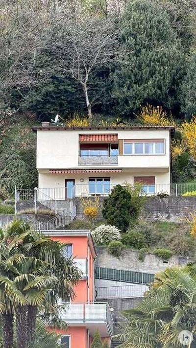 Affittasi in casa bifamiliare 2 locali con giardino