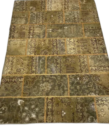 Perspective view of the rug