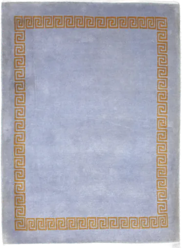 Complete view of the rug