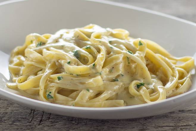 Fettuccine Alfredo