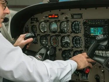 Piloto por 1 día en Barcelona: vuela y pilota una avioneta
