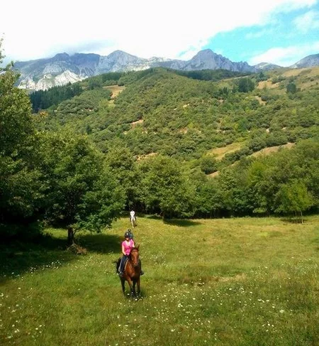 Rutas a caballo Picos de Europa, a 5 min de Potes