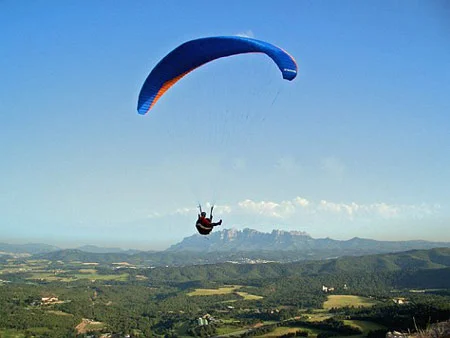 Bateig de vol en parapent a port del comte — Alioth collbaix