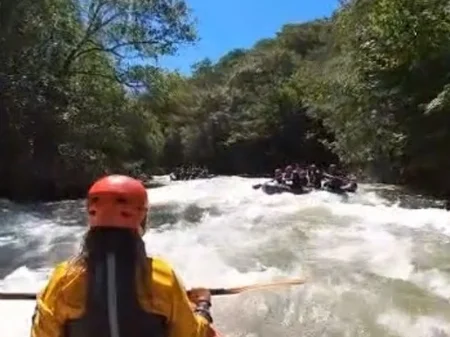 Canoa-raft Alto Ebro en Cantabria