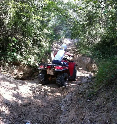 Excursión en quad de 1 día a Montserrat
