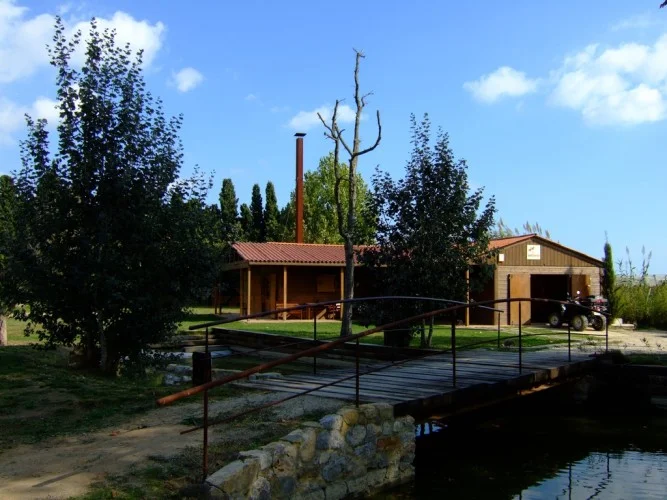 Alquila una cabana para tus celebraciones familiares o con amigos — Cabana