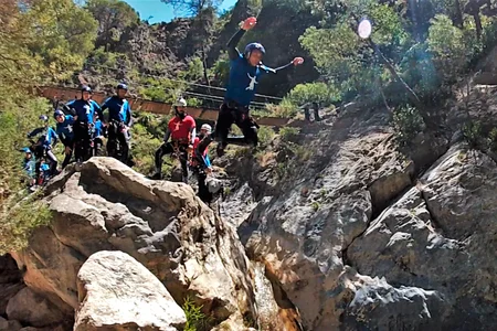 Barranco Río Verde en Granada: barranquismo espectacular