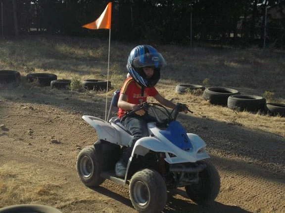 Circuito de miniquads para ninos — Gra miniquads