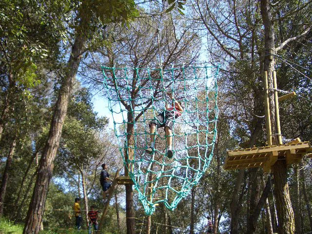 Arborismo circuito aventura en el bosque — 2 parque aventura sta susanna