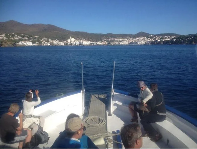 Cadaques salida en barco a cadaques — Barco cadaques