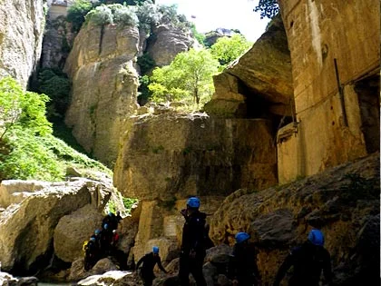 Barranquismo en el Tajo de Ronda en Málaga