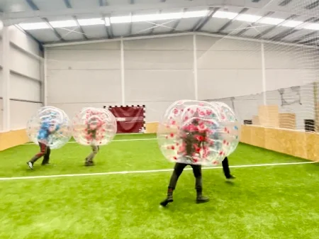 Airball en Valladolid, Burbuja fútbol