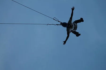 Puenting en Murillo de Gállego, sobre río Gállego, 25m