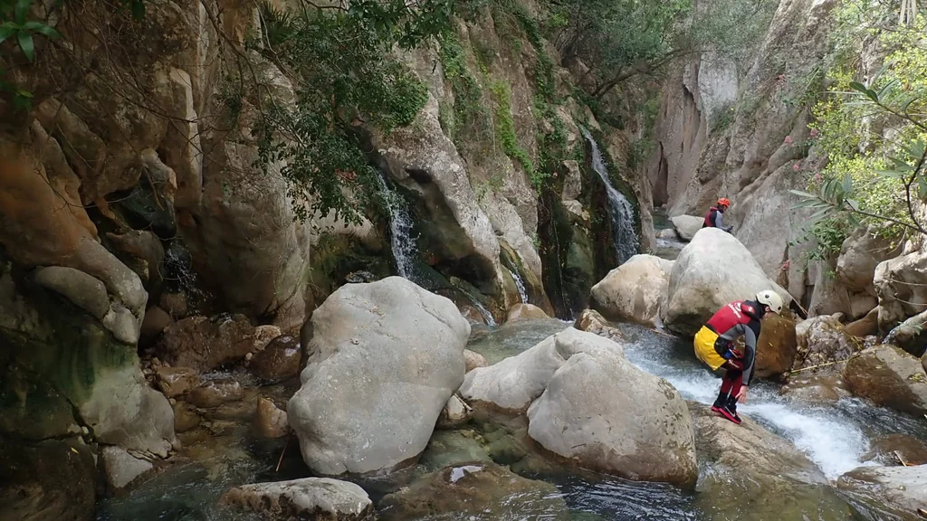 Barranco estret de les penyes — Barranco alicante estretpenyes