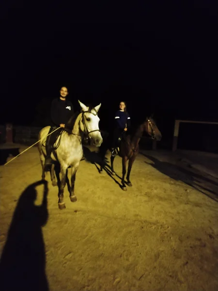Ruta a caballo con luna llena en el Parque Natural de Montnegre