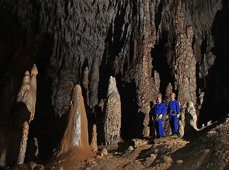 Espeleología en la cueva Coventosa en Cantabria