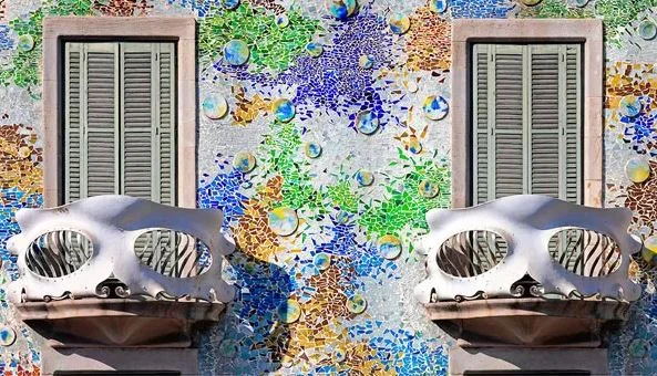 Entradas a la casa batllo gaudi barcelona — Casa batllo barcelona balcones
